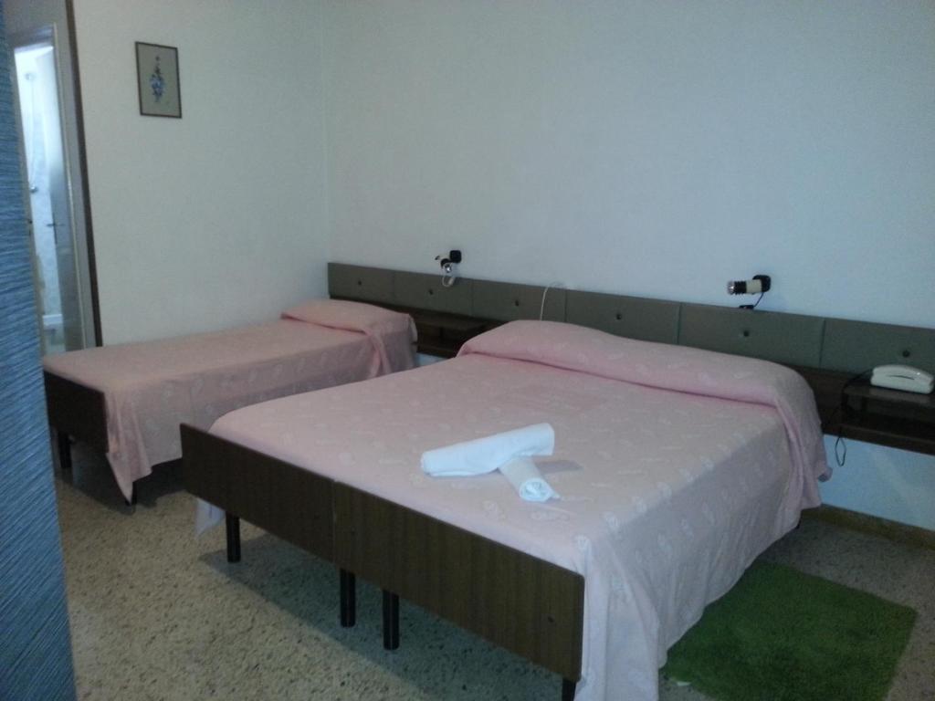 Standard Triple Room with Sea View,1261172242:JPEG